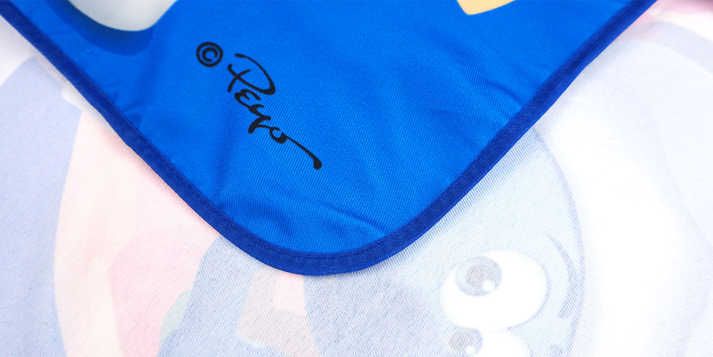 Fartuszek do przedszkola smerfy niebieskie